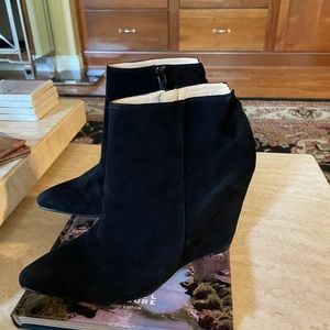 COLE HAAN SUEDE BOOTIES WORN TWICE.